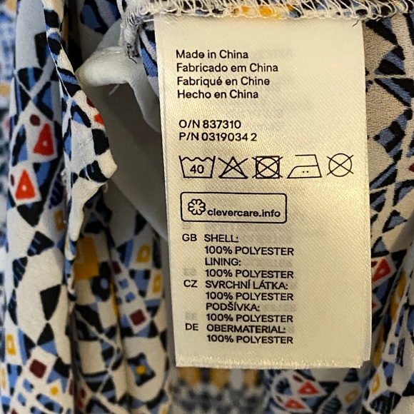 4/$20!! H&M Geometric Strappy Sleeveless Blouse - Picture 10 of 10